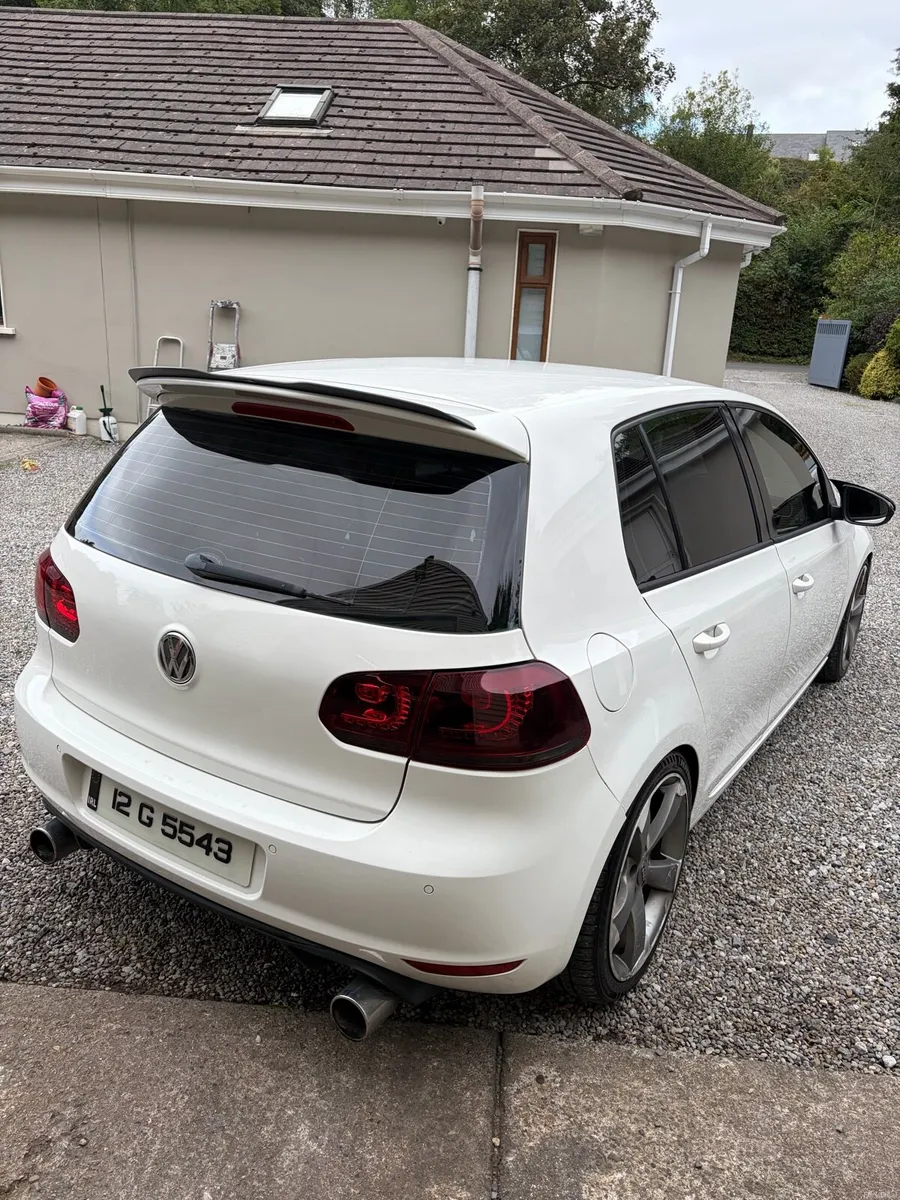 Volkswagen Golf - Image 4