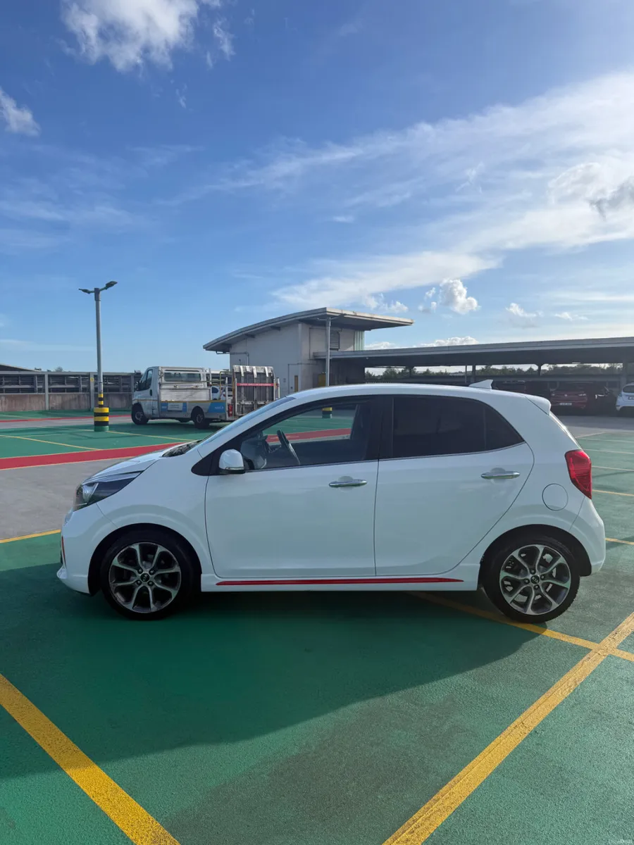 191 Kia Picanto 1.2 GTLine - LOW MILEAGE - Image 4