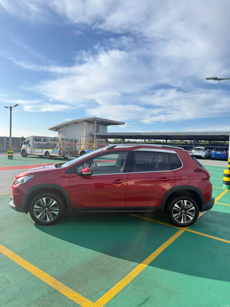 171 Peugeot 2008 1.2 Petrol AUTO - LOW MILEAGE - Image 4