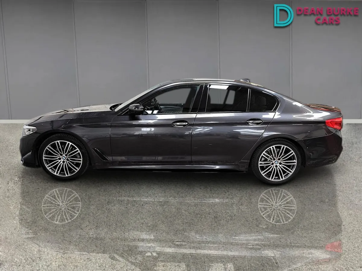 BMW 5-Series 2017 - Image 4