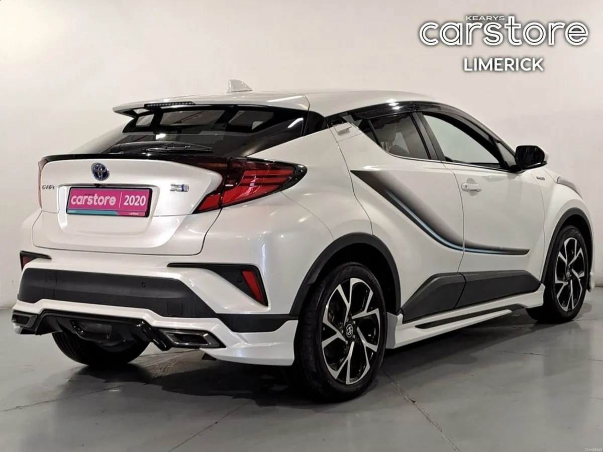 Toyota C-HR 1.8 HYBRID - Image 3