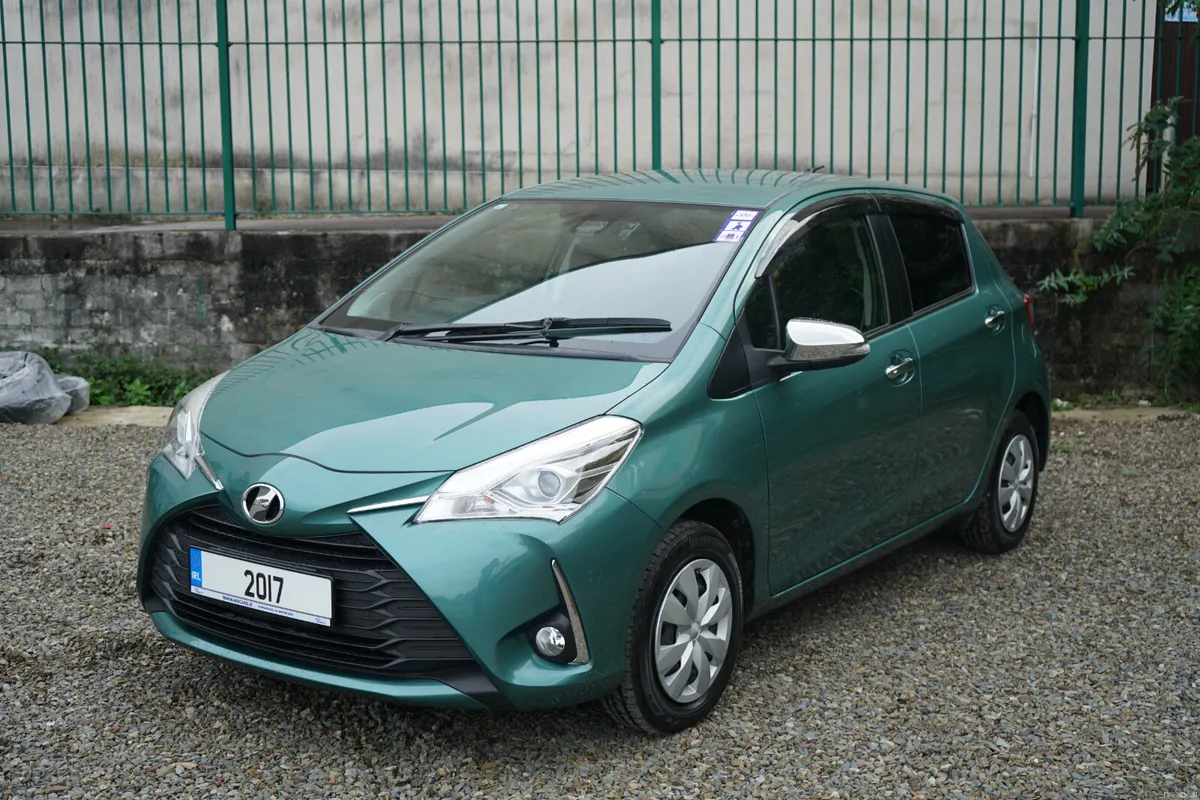 2017 Toyota Vitz Automatic - Image 2
