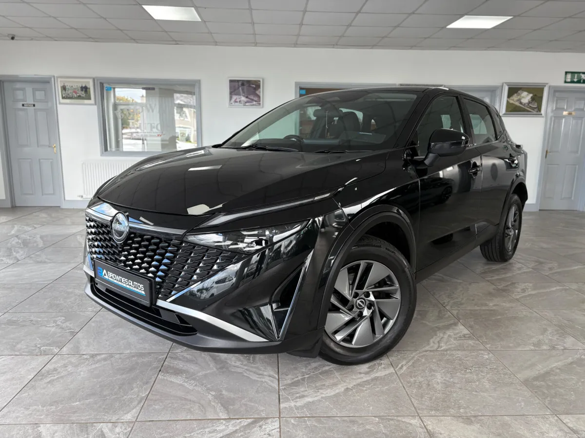 2025 Nissan Qashqai Acenta Premium Petrol Hybrid - Image 2