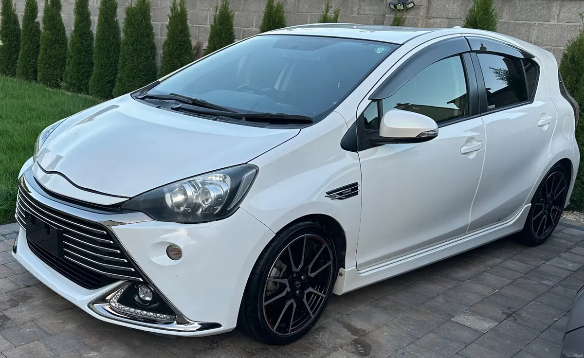 🚗 Toyota Aqua GS 2014 – 1.5 Hybrid - Image 2