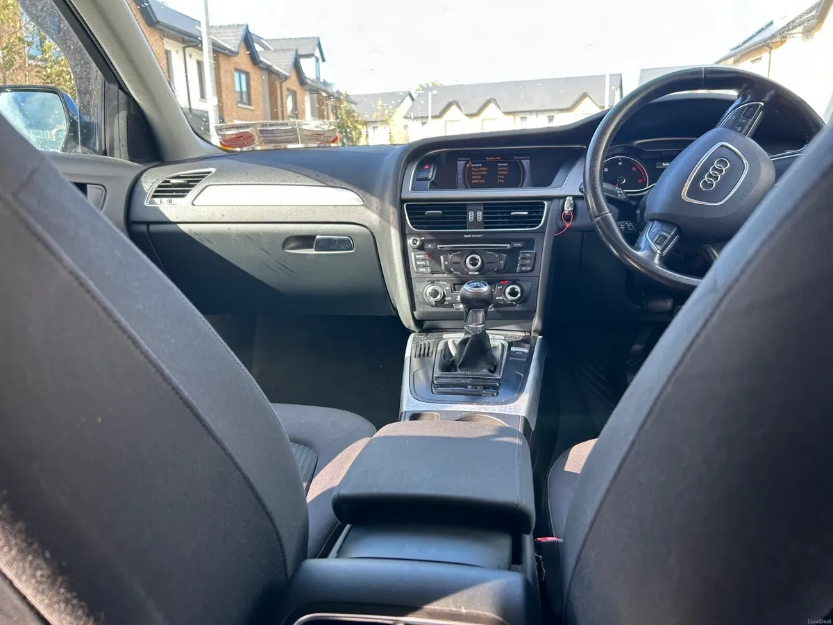 2013 Audi A4 sports model very high spec 2.0 TDI - Image 5
