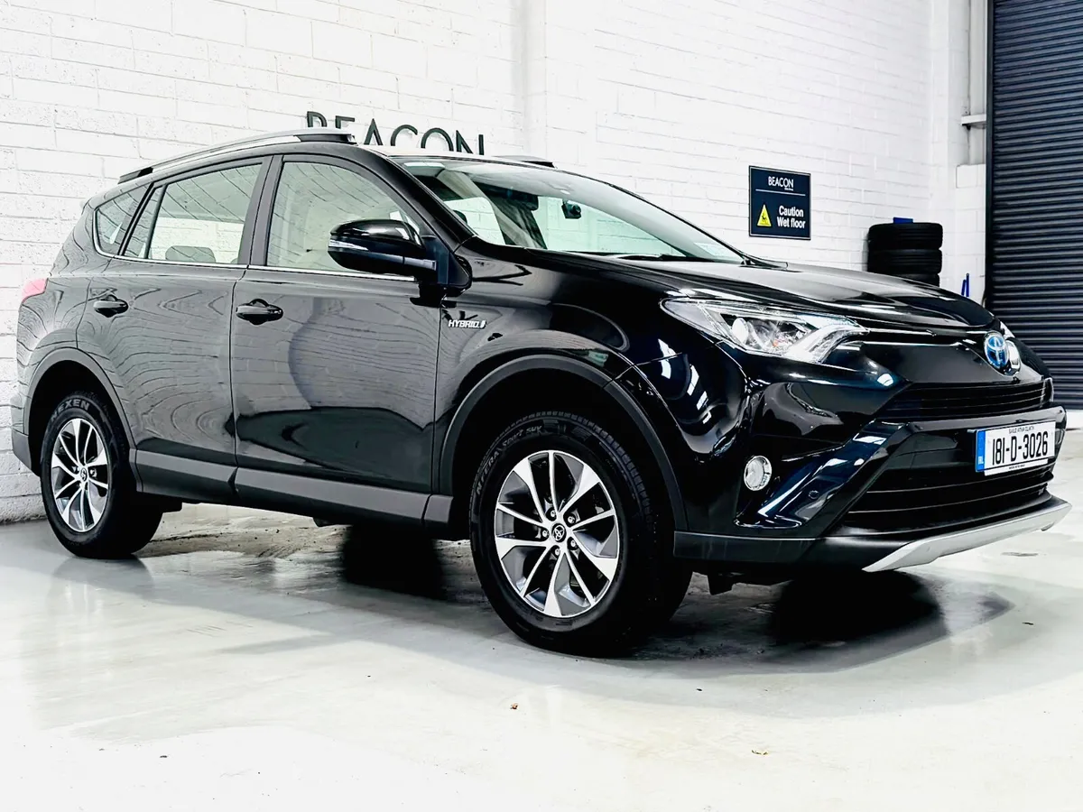 2018* TOYOTA RAV4 2.5 PETROL HYBRID LUNA SPORT* IR - Image 4