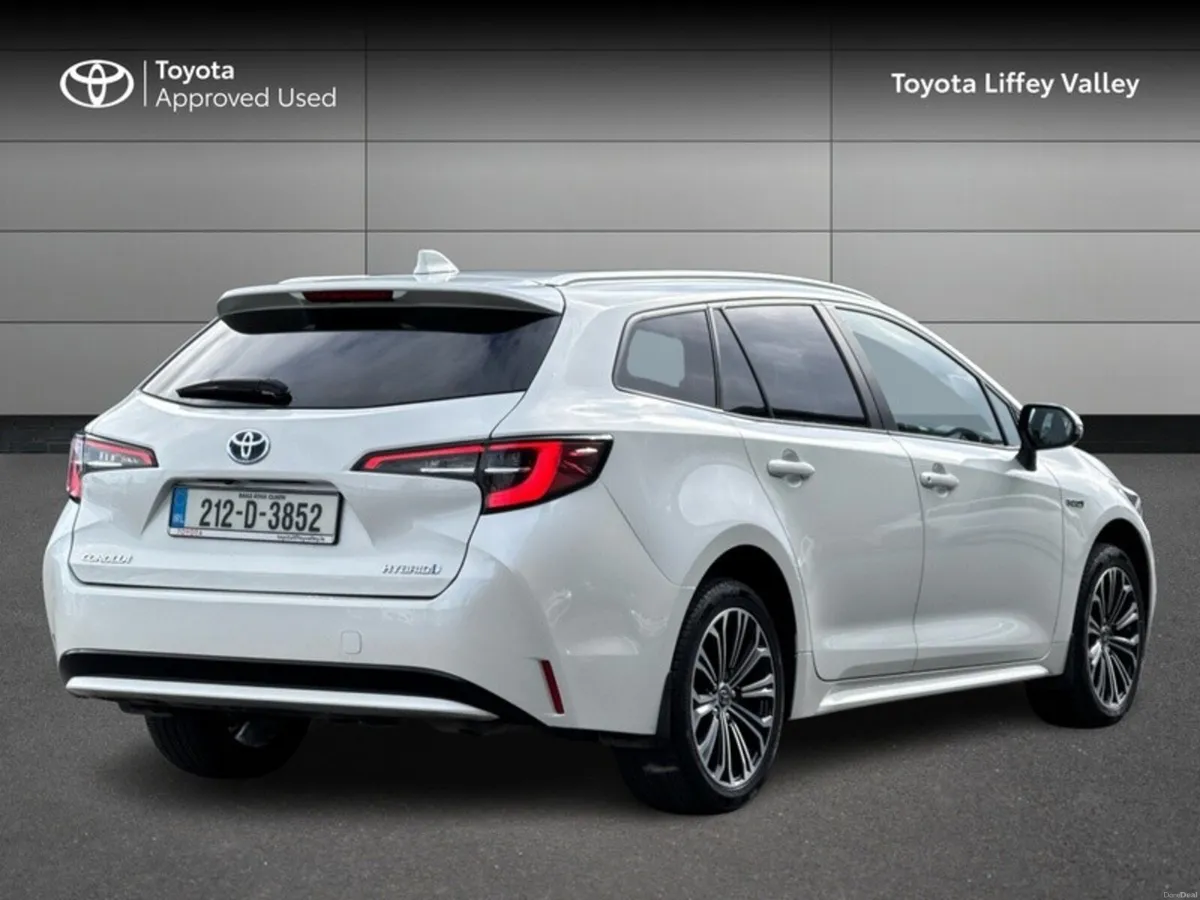 Toyota Corolla HYBRID SOL TOURING SPORT - Image 2