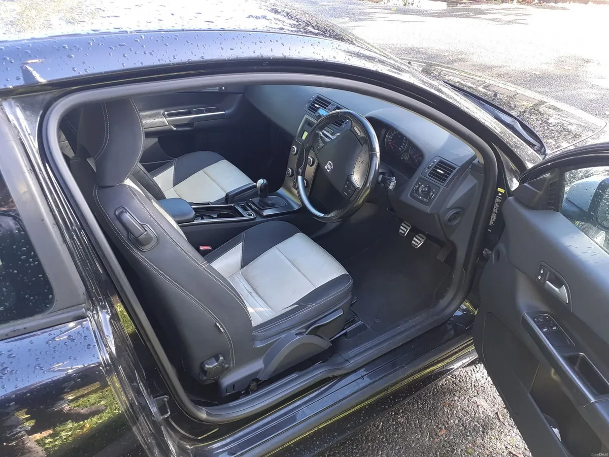 Volvo C30 2009 - Image 4