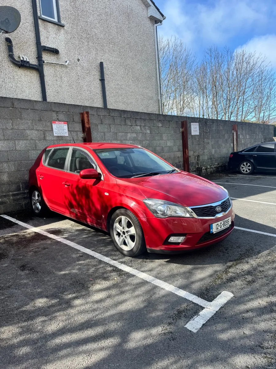 Kia Ceed 2012 - Image 1
