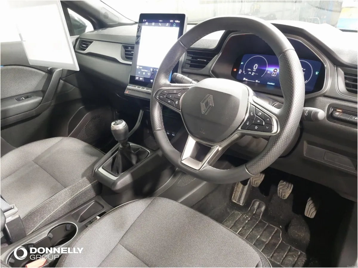 Renault Captur 1.2 TCE 115 Techno 5dr - Image 4