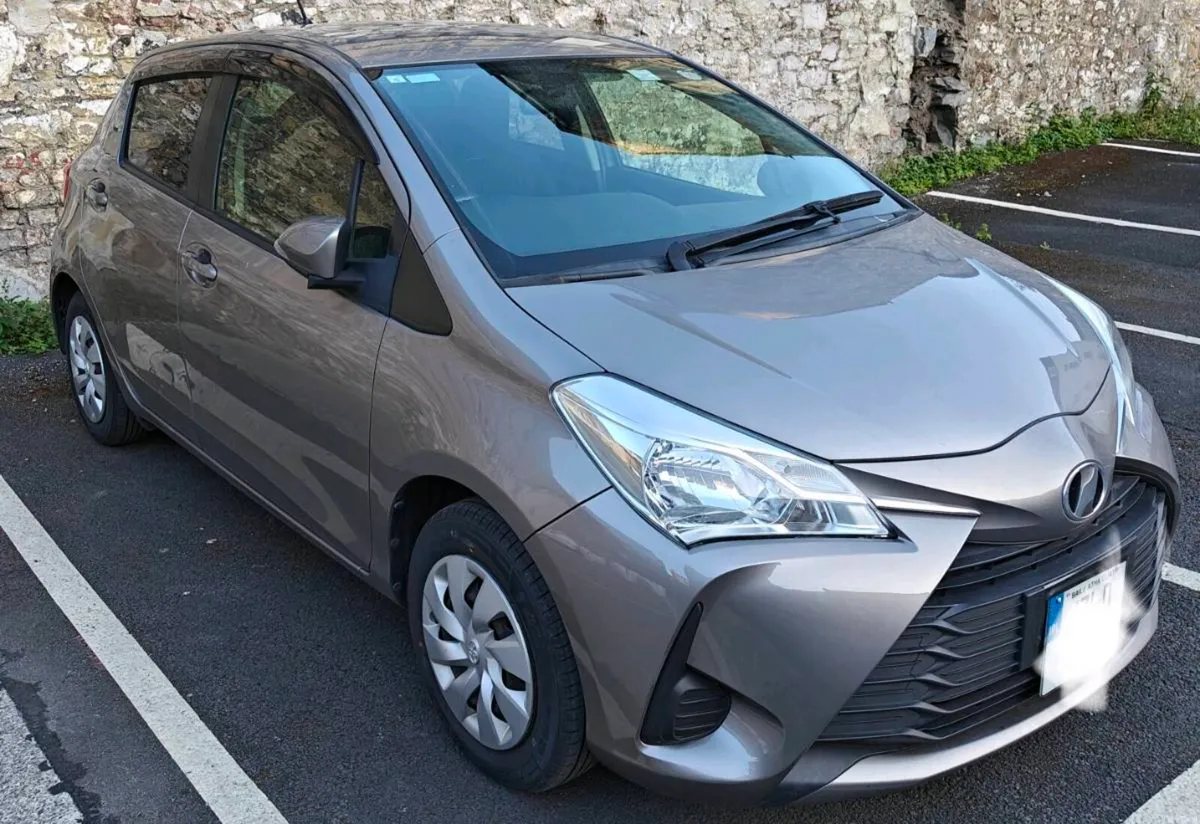 Toyota Vitz 2017 - Image 2