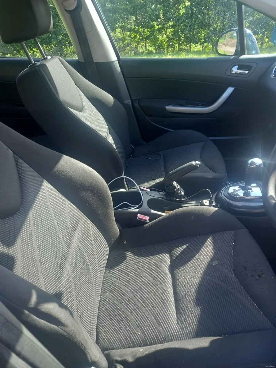 PEUGEOT 308 AUTOMATIC - Image 5