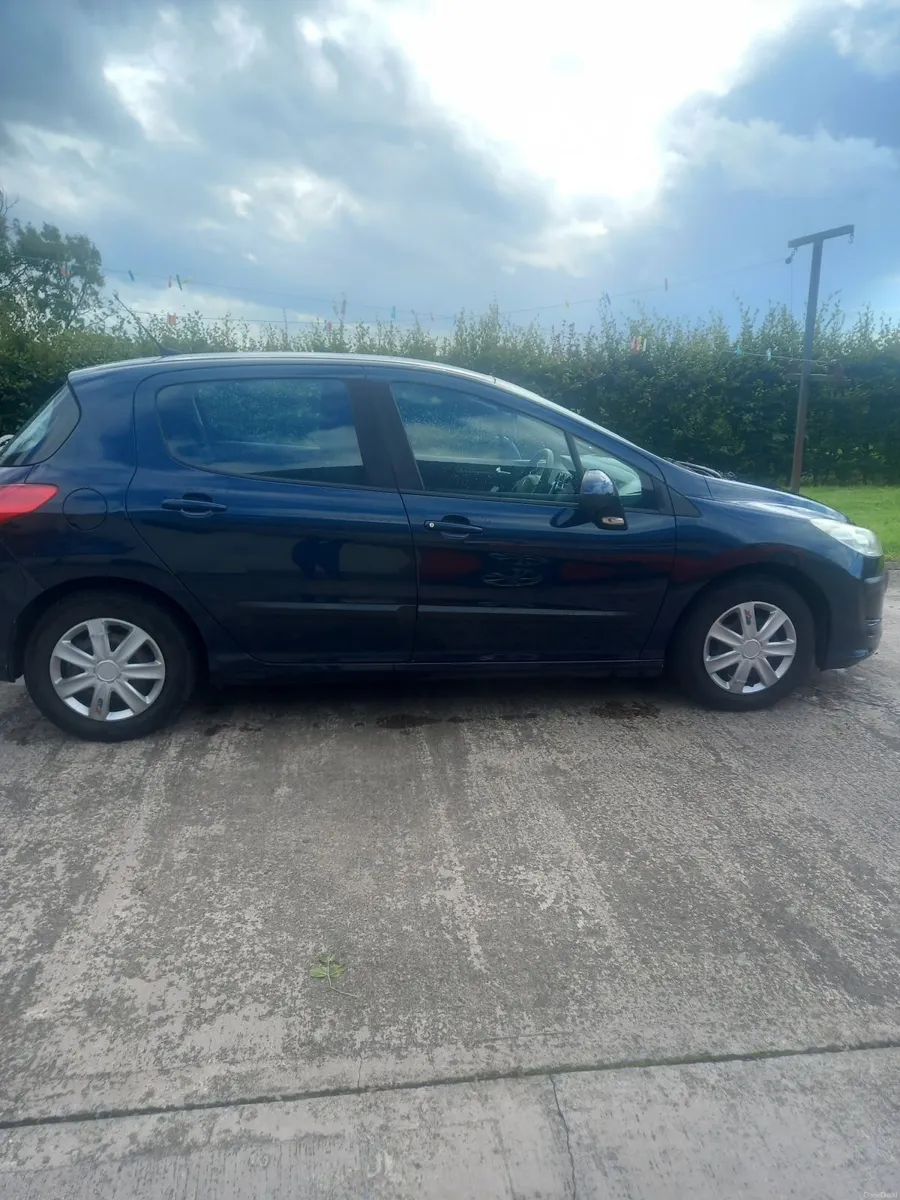 PEUGEOT 308 AUTOMATIC - Image 6