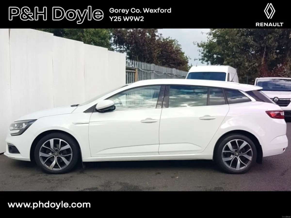 Renault Megane SPORT TOURER DYNAMIQUE NAV - Image 6