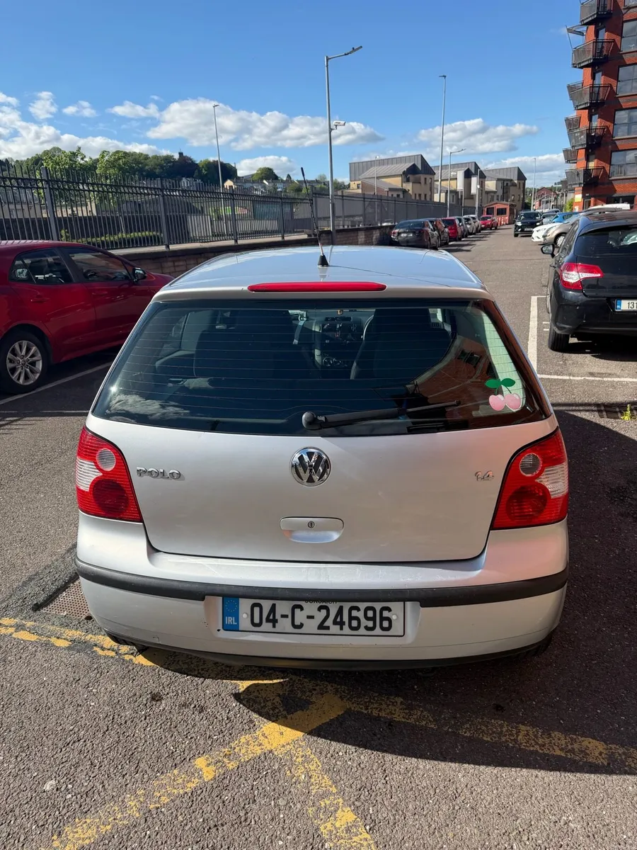 Volkswagen polo 2004 automatic - Image 3