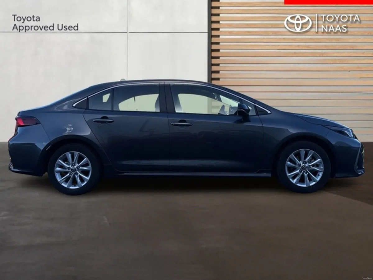 Toyota Corolla COROLLA SALOON LUNA  *€4,500 IN SAV - Image 3