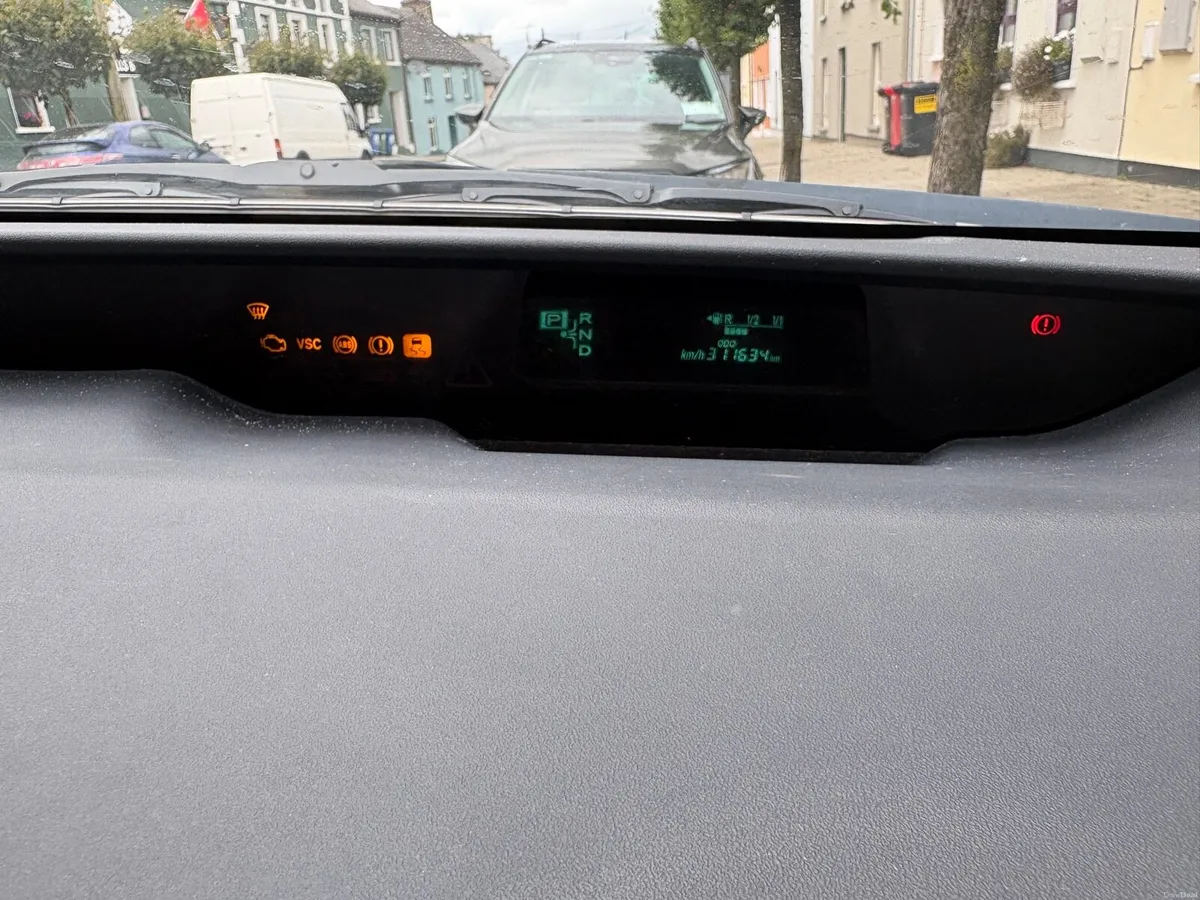 Toyota Prius 2007 Automatic - Image 4
