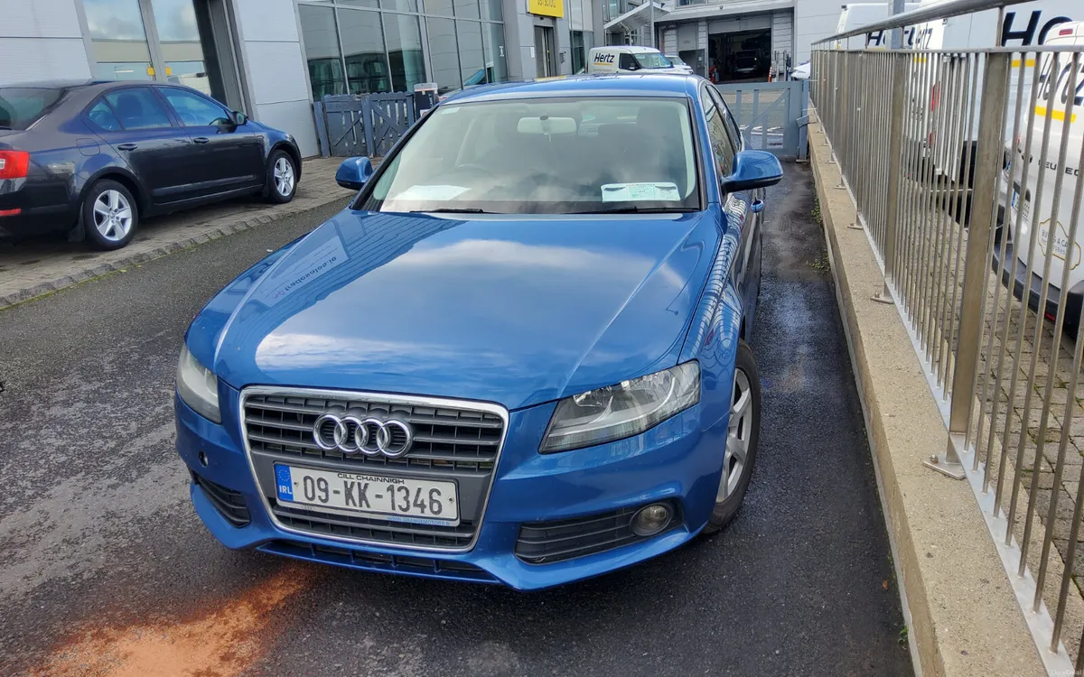 Audi A4 2009 - Image 1