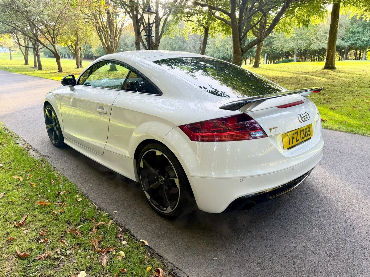 Audi TT  Black Edition. Automatic - Image 3