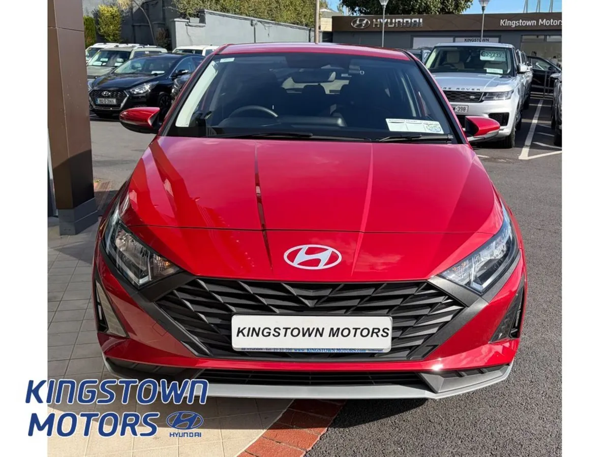 Hyundai i20 Deluxe Plus - Image 2