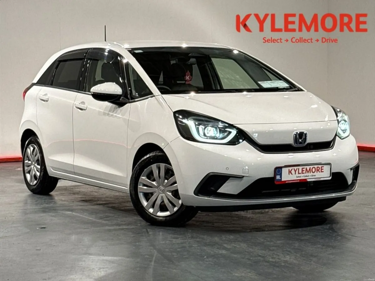Honda Fit 1.5 HYBRID - AUTOMATIC - REVERSE CAMERA - Image 1