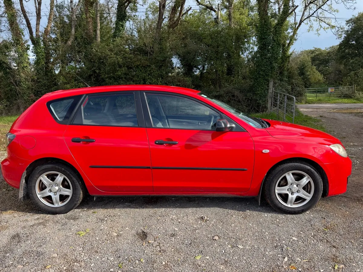 Mazda 3 - Image 2
