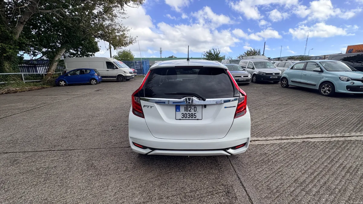Honda Fit 1.5 Hybrid Petrol 2018 - Image 5