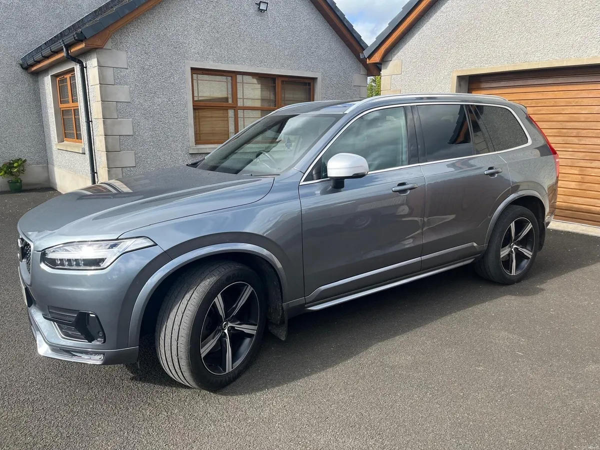 Volvo XC90 R-Design 2018 - Image 4