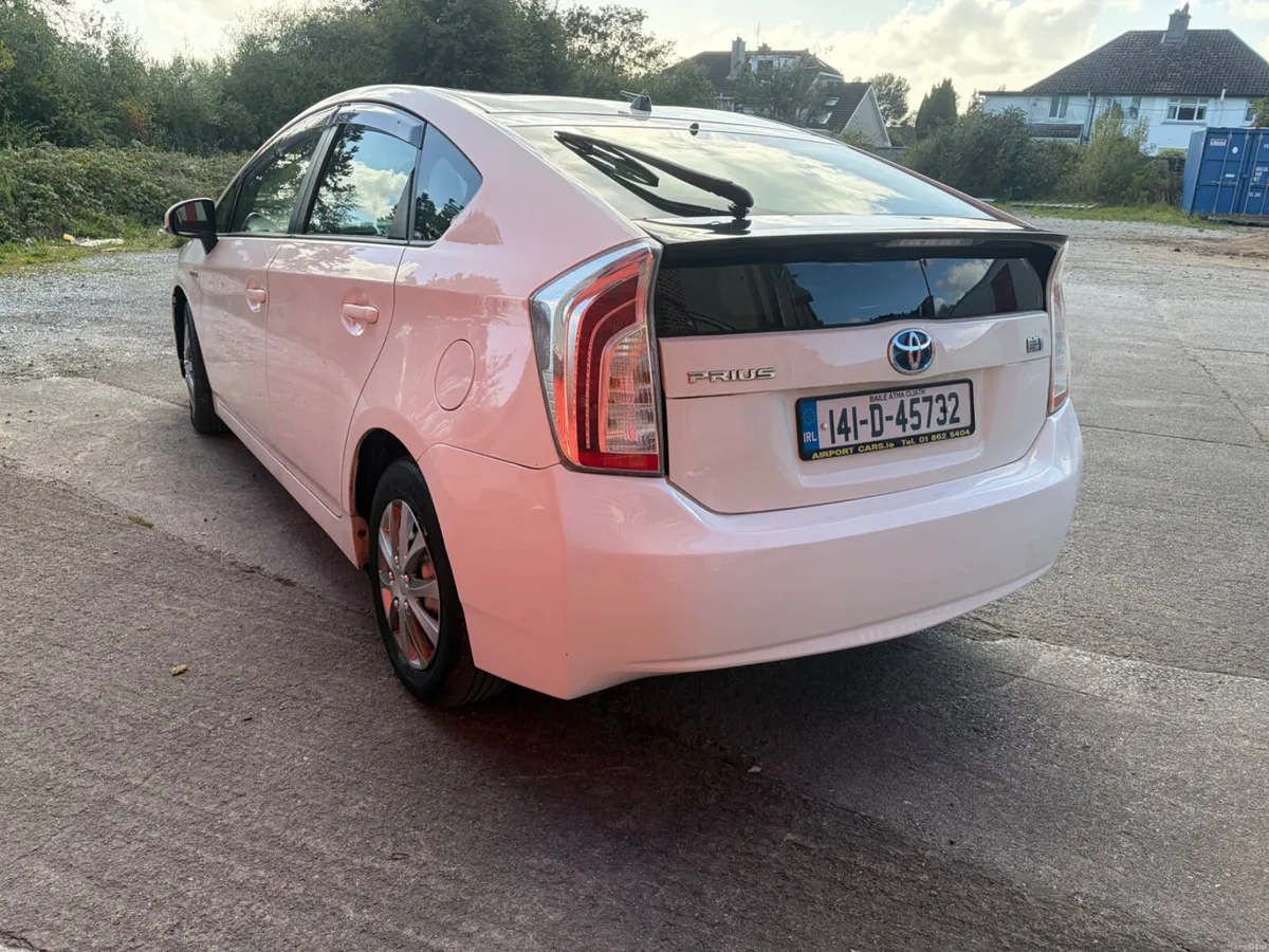 Toyota Prius 2014 petrol hybrid auto - Image 3