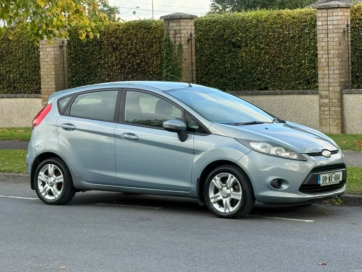Ford fiesta style 1.2 - Image 1