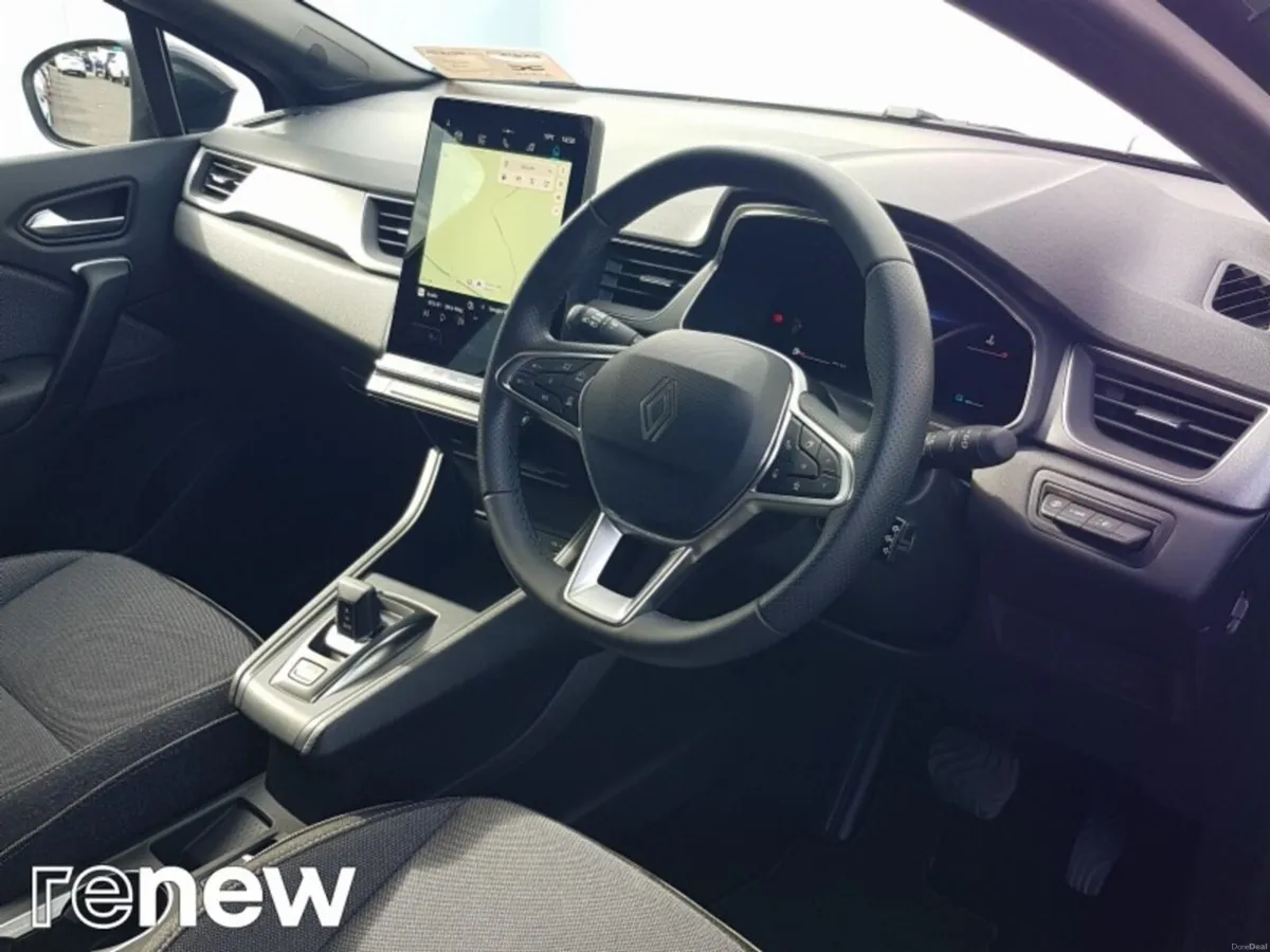 Renault Captur TECHNO E-TECH HYBRID - Image 6