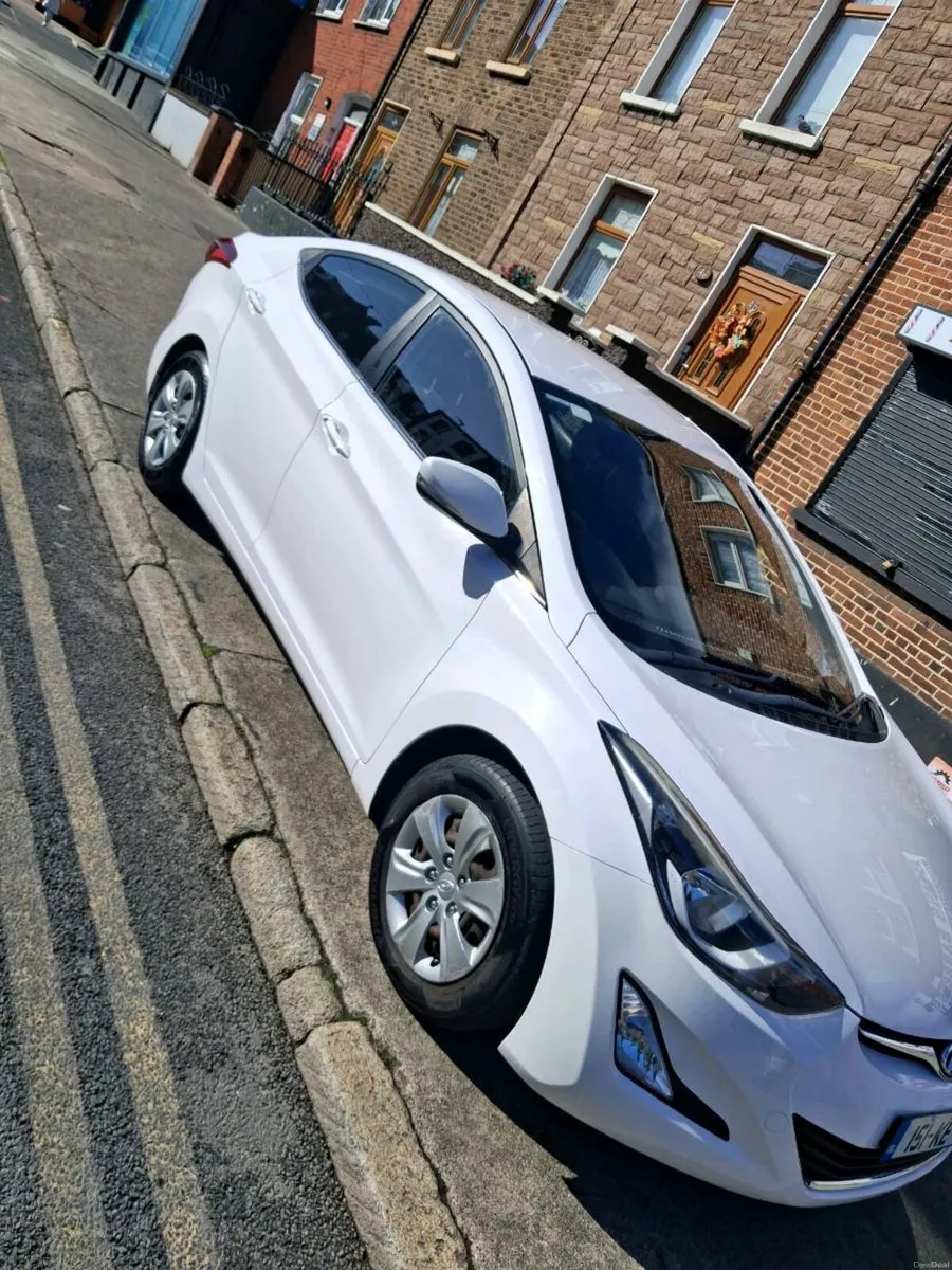 151 Hyundai Elantra - Image 3