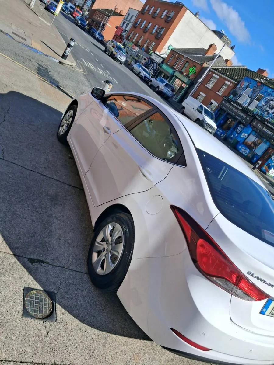 151 Hyundai Elantra - Image 5