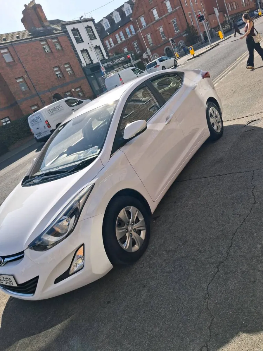 151 Hyundai Elantra - Image 2