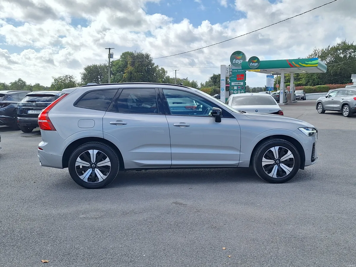 Volvo XC60 2.0 Plug In Hybrid Plus Dark*Top Spec - Image 2