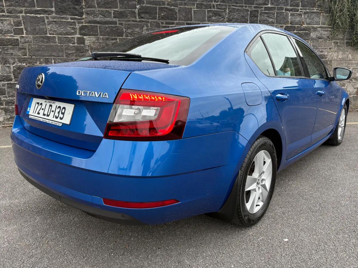 172 Skoda Octavia FSH! Beautiful condition! - Image 4