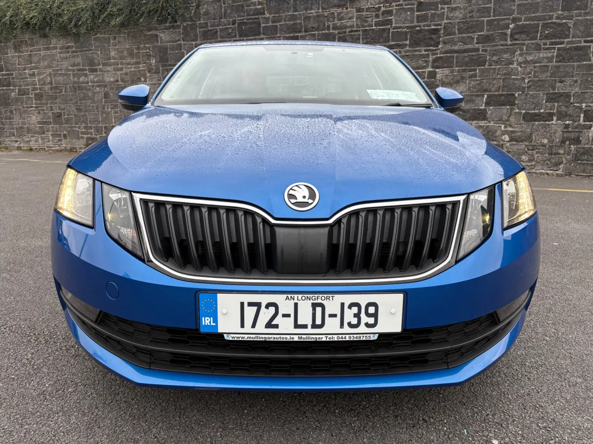 172 Skoda Octavia FSH! Beautiful condition! - Image 5