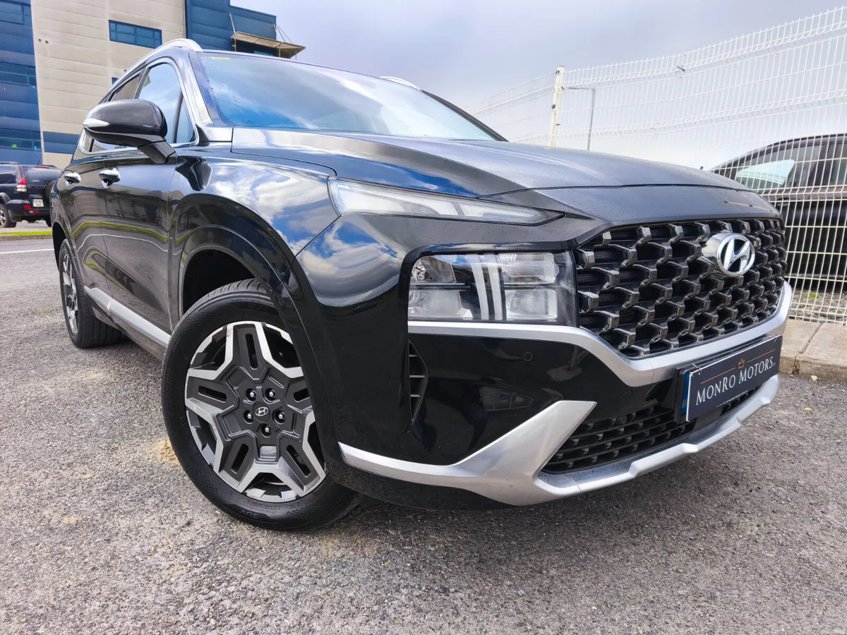 Hyundai Santa Fe 2022 1.6 PHEV 4WD Executive Plus - Image 4