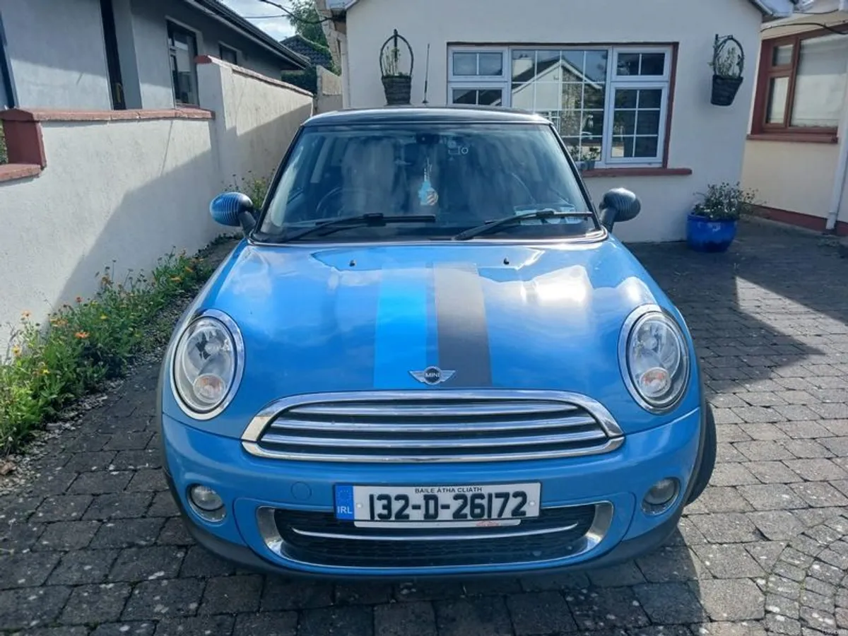 2013 MINI Cooper - Image 2