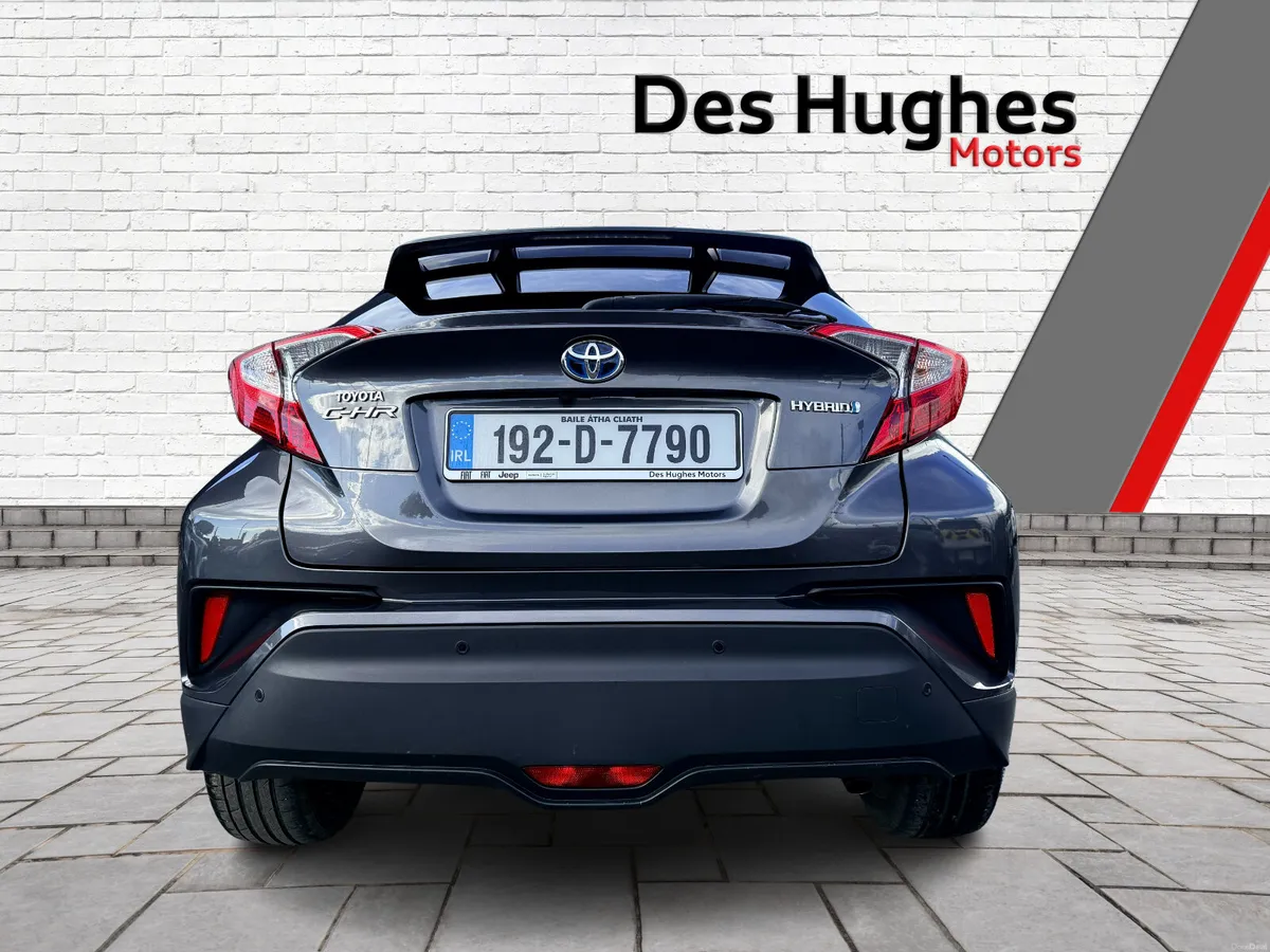 Toyota C-HR 2019 Hybrid Sport (Leather Seats) - Image 5