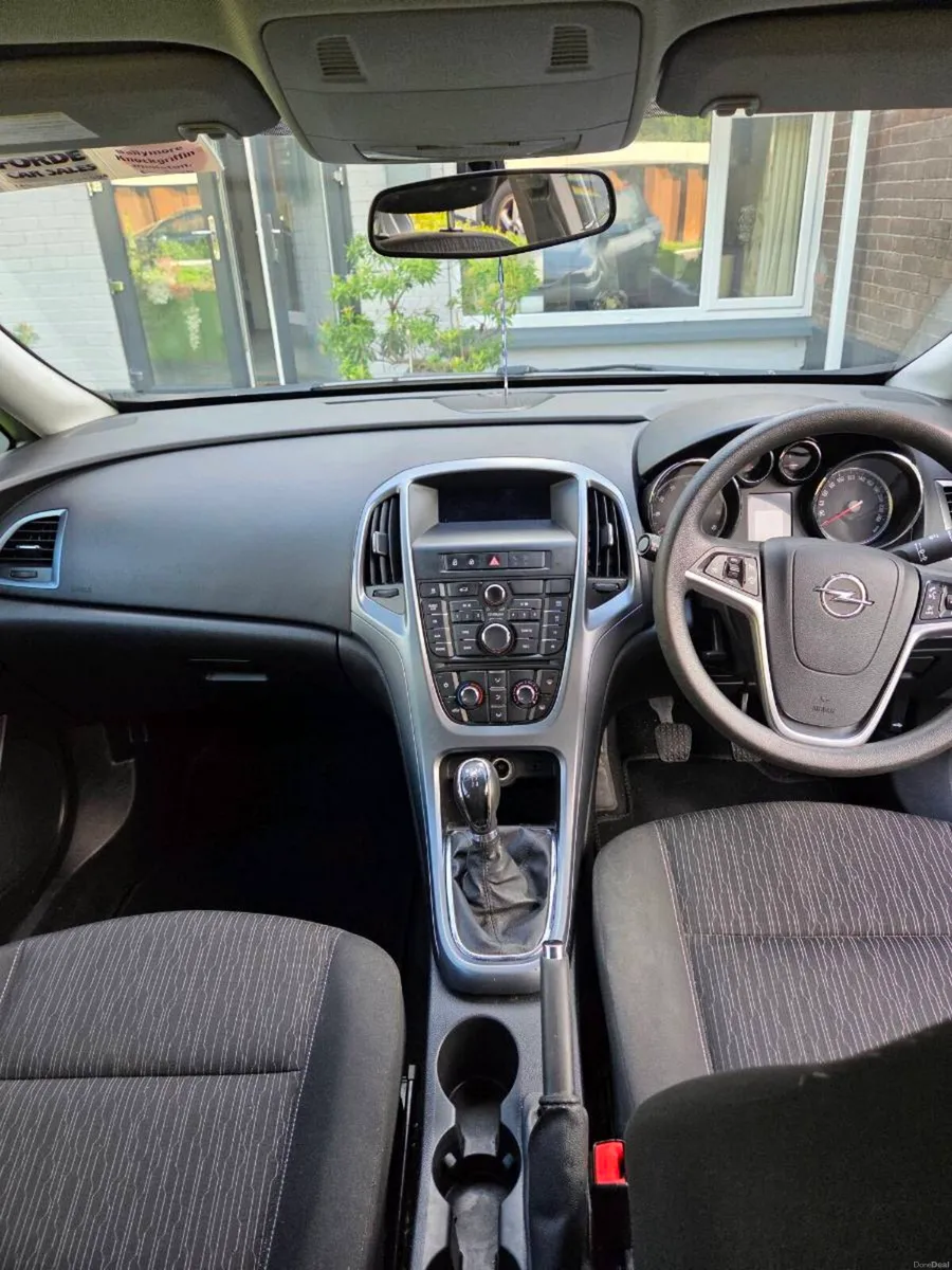 Opel Astra - Image 5
