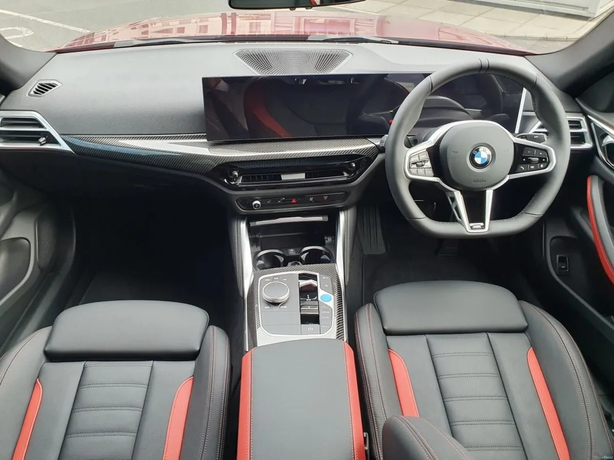 BMW i4 eDrive35 M Sport - Image 4