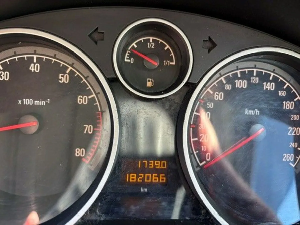 Opel Astra 2006 - Image 4