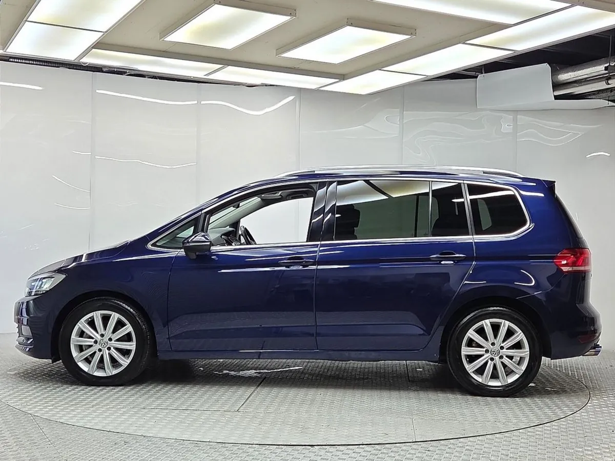 Volkswagen Touran TSI Highline - Image 5