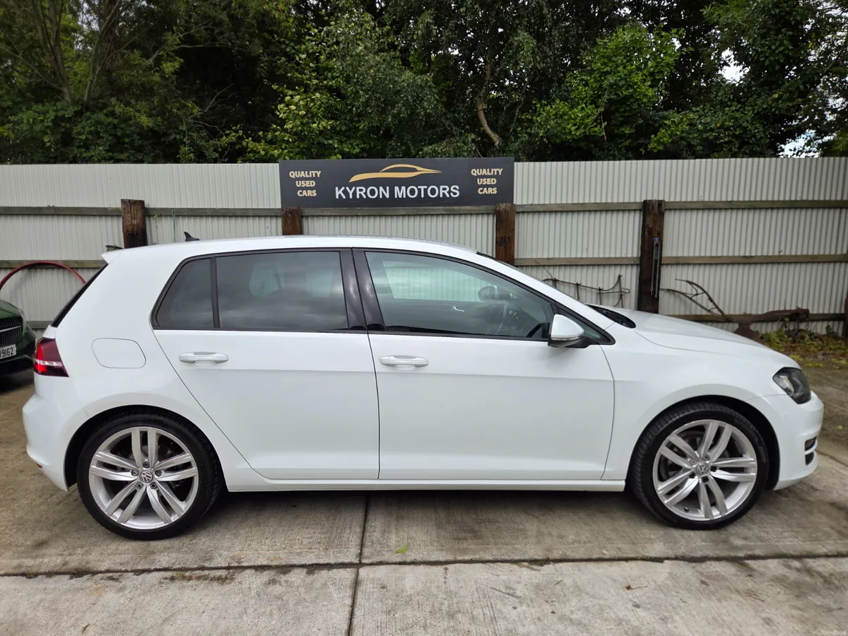 Volkswagen Golf 2016 1.4 150BHP Highline Manual - Image 4