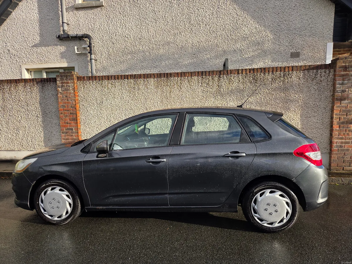 Citroen C4 1.6d VTR, tested and taxed - Image 4