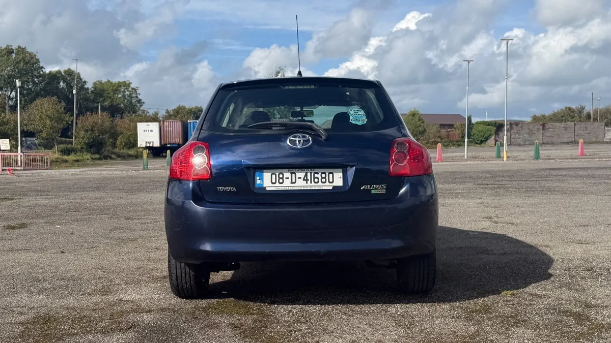 Toyota Auris 2008 - Image 4