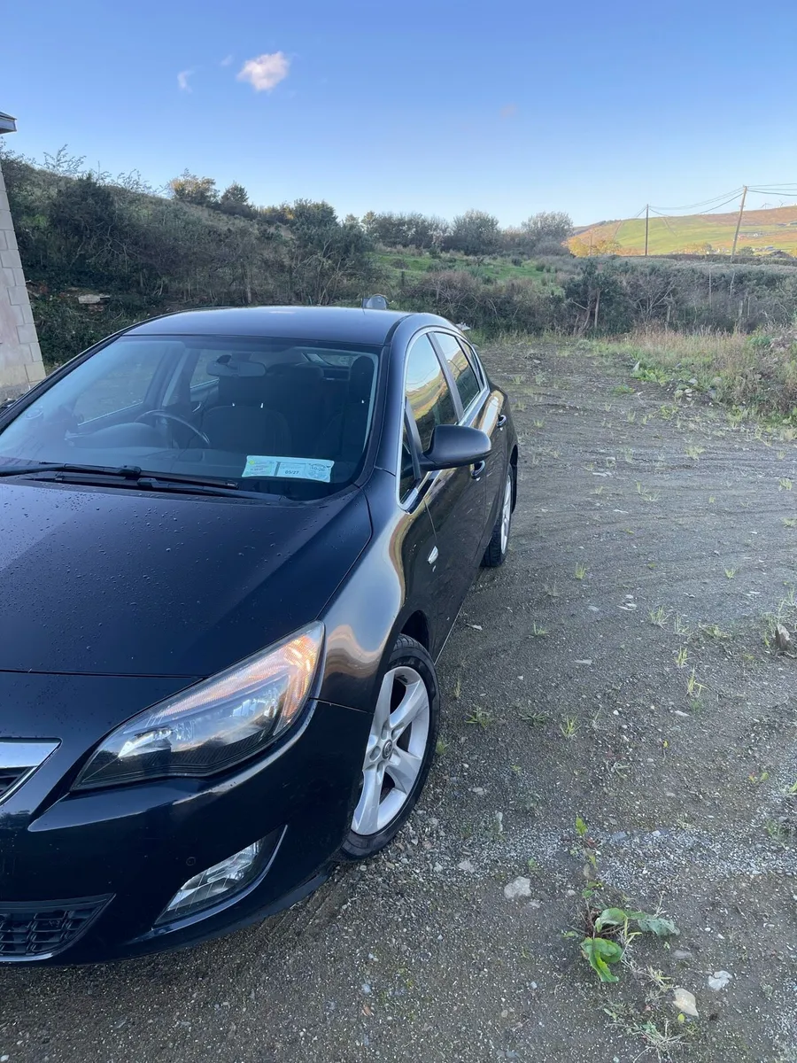 Vauxhall/ Opel Astra 1,4 2012 - Image 2