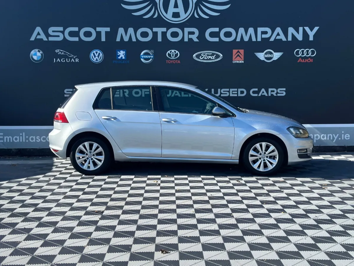 Volkswagen Golf 1.2 Petrol, Automatic - Image 5