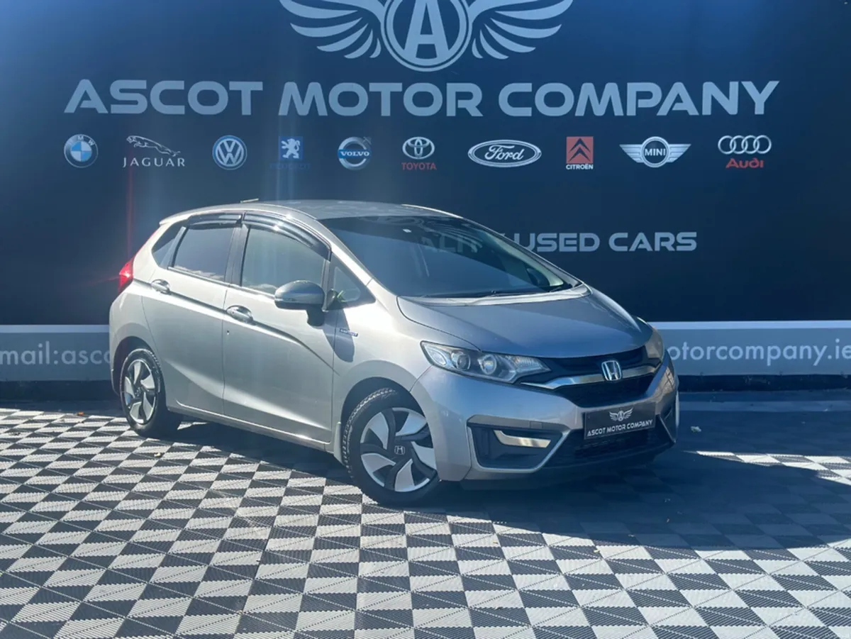 Honda Fit 1.5 Petrol Hybrid, Automatic - Image 1